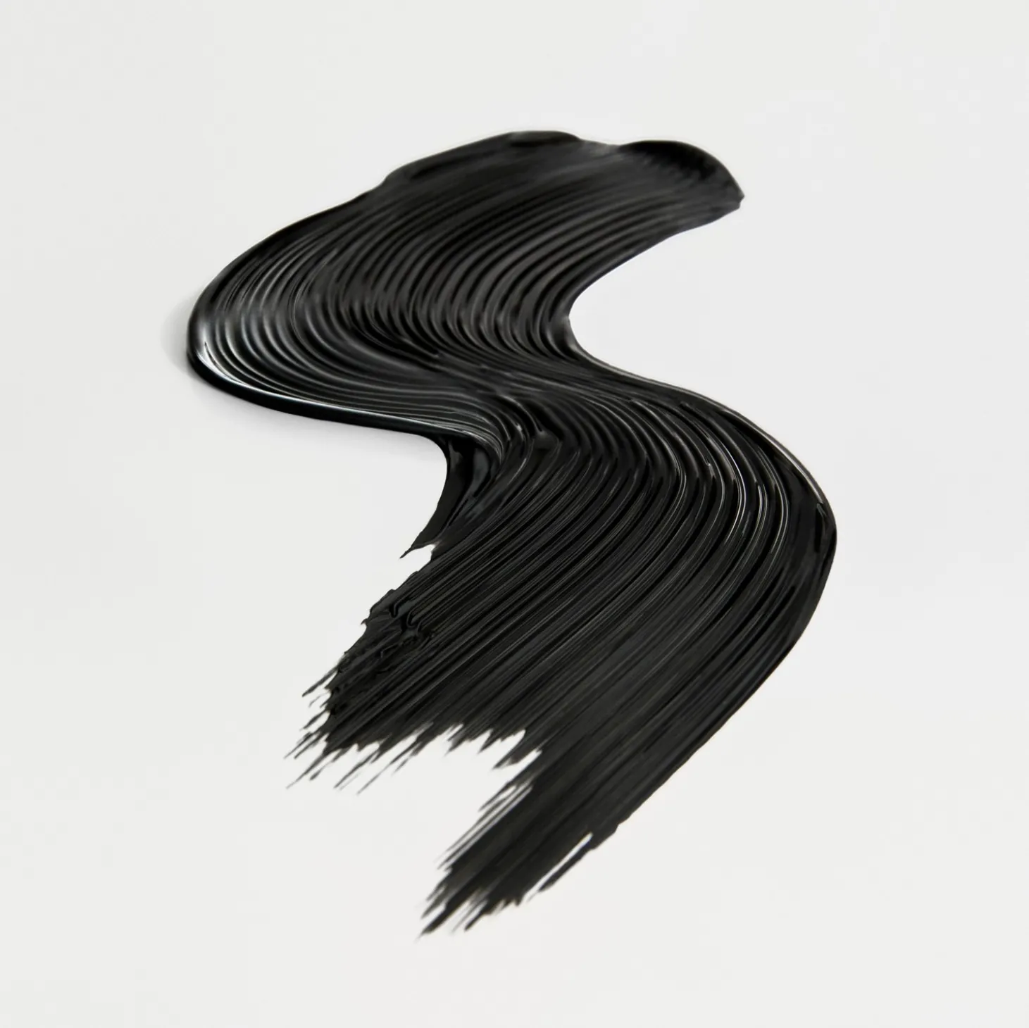 Beyond Volume Mascara – Intense Black No.01