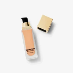 Beyond Wear Perfecting Matte Foundation – 40 Light Neutral