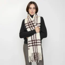 Check Alpaca Wool Blend Bouclé Scarf