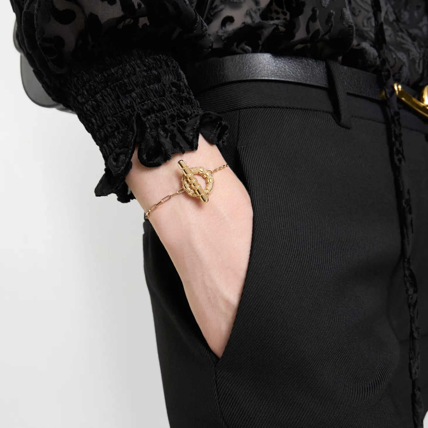 Check Granulation T-Bar Bracelet