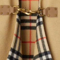 Check Wool Clip Cape
