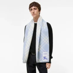 Check Wool Scarf