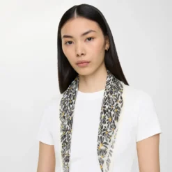 Daisy Silk Scarf