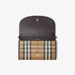 Highlands Chain Strap Wallet