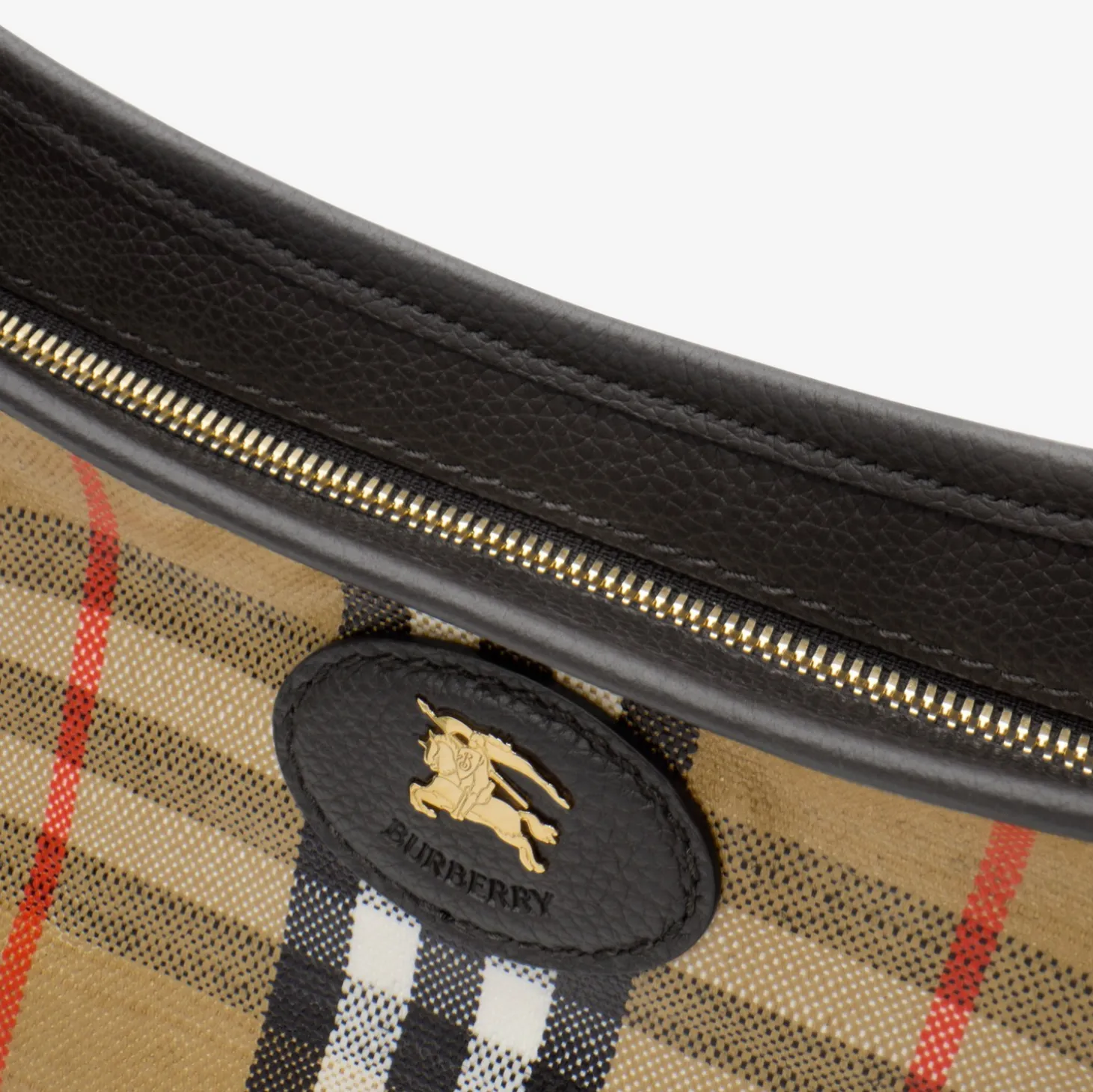 Medium Highlands Shoulder Bag