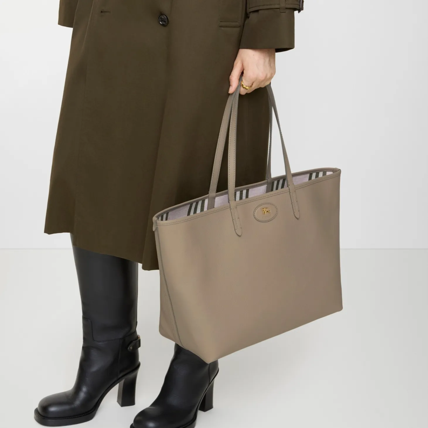 Medium Reversible Bloomsbury Tote