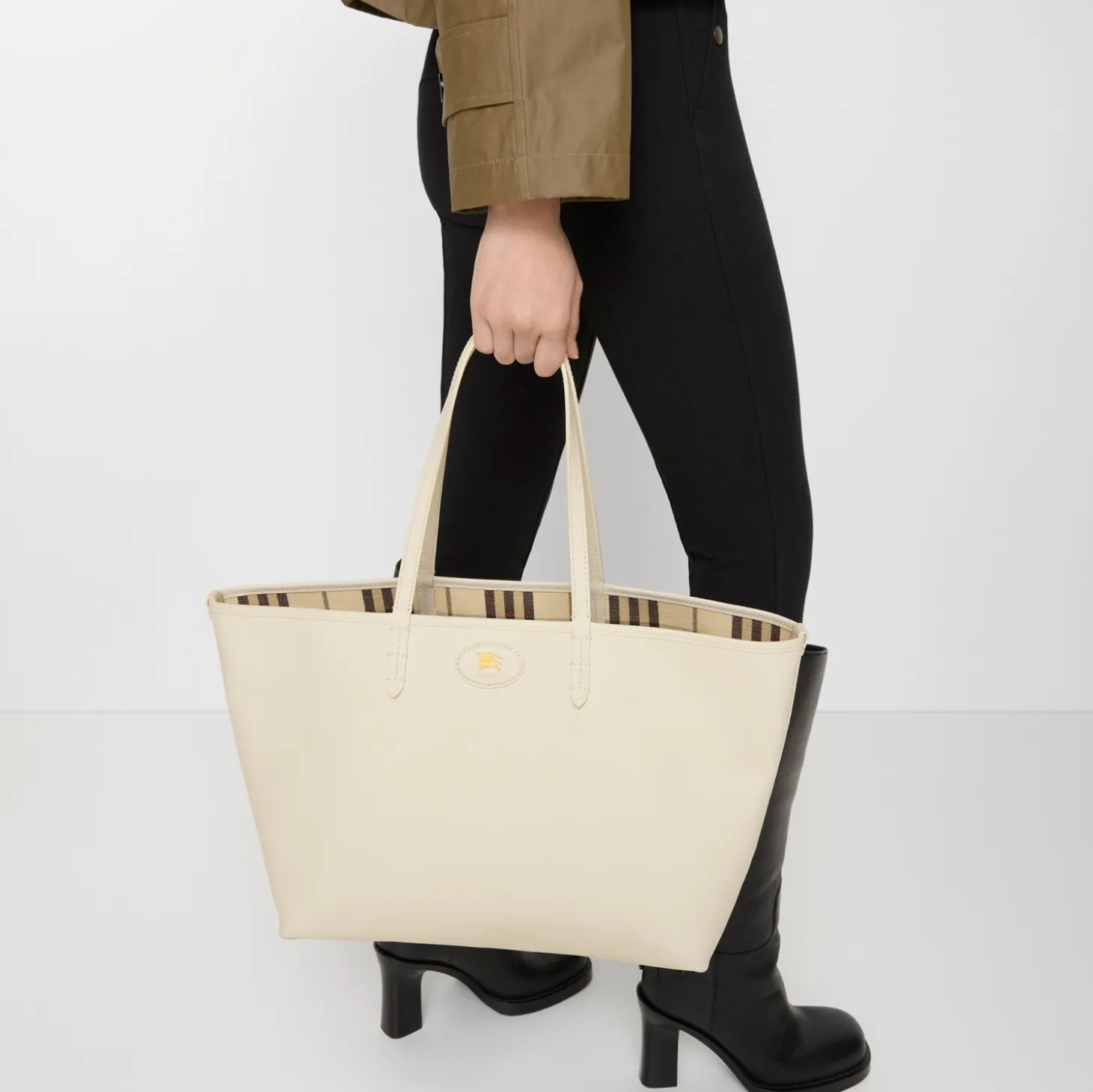 Medium Reversible Bloomsbury Tote
