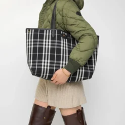 Medium Reversible Bloomsbury Tote