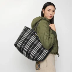 Medium Reversible Bloomsbury Tote