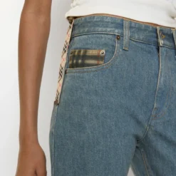 Mid-rise Straight Jeans