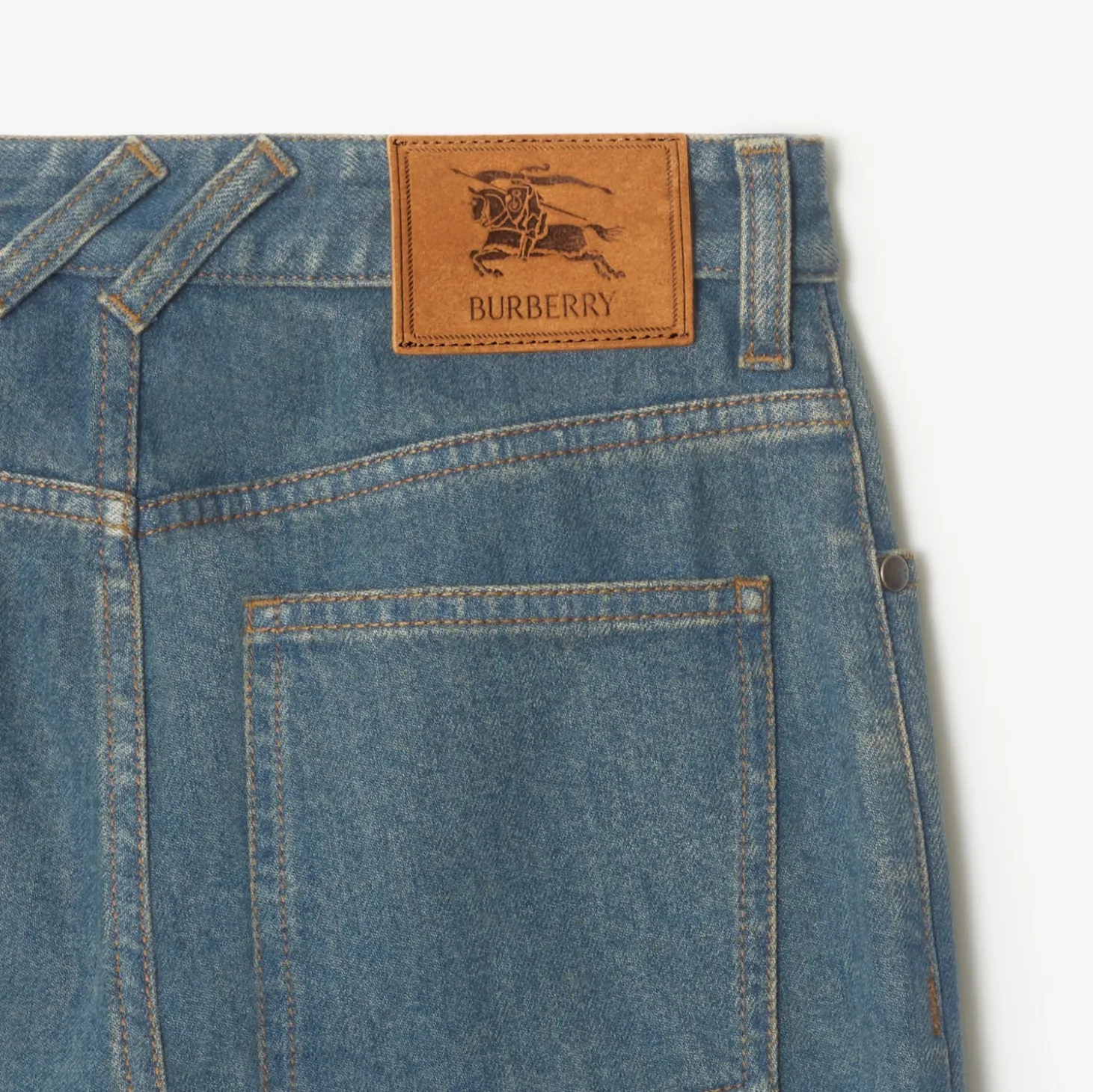 Mid-rise Straight Jeans