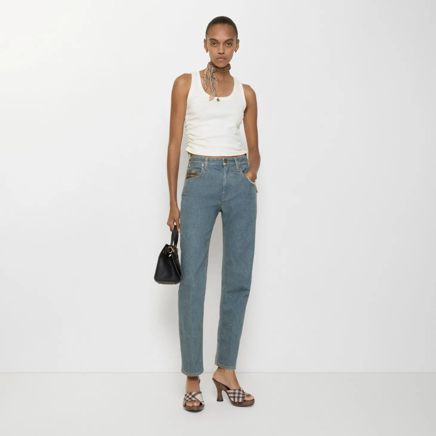 Mid-rise Straight Jeans