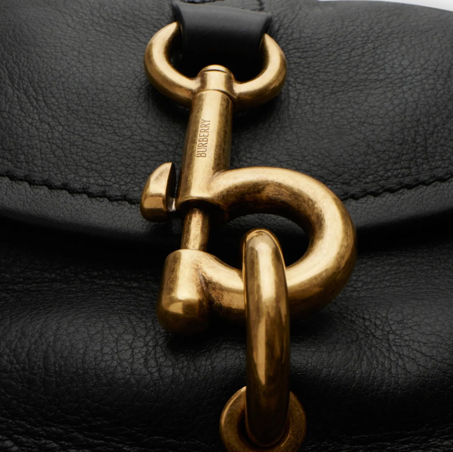 Small B Clip Messenger Bag