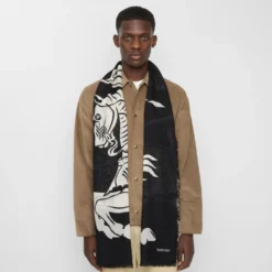 Wide Knight Wool Scarf